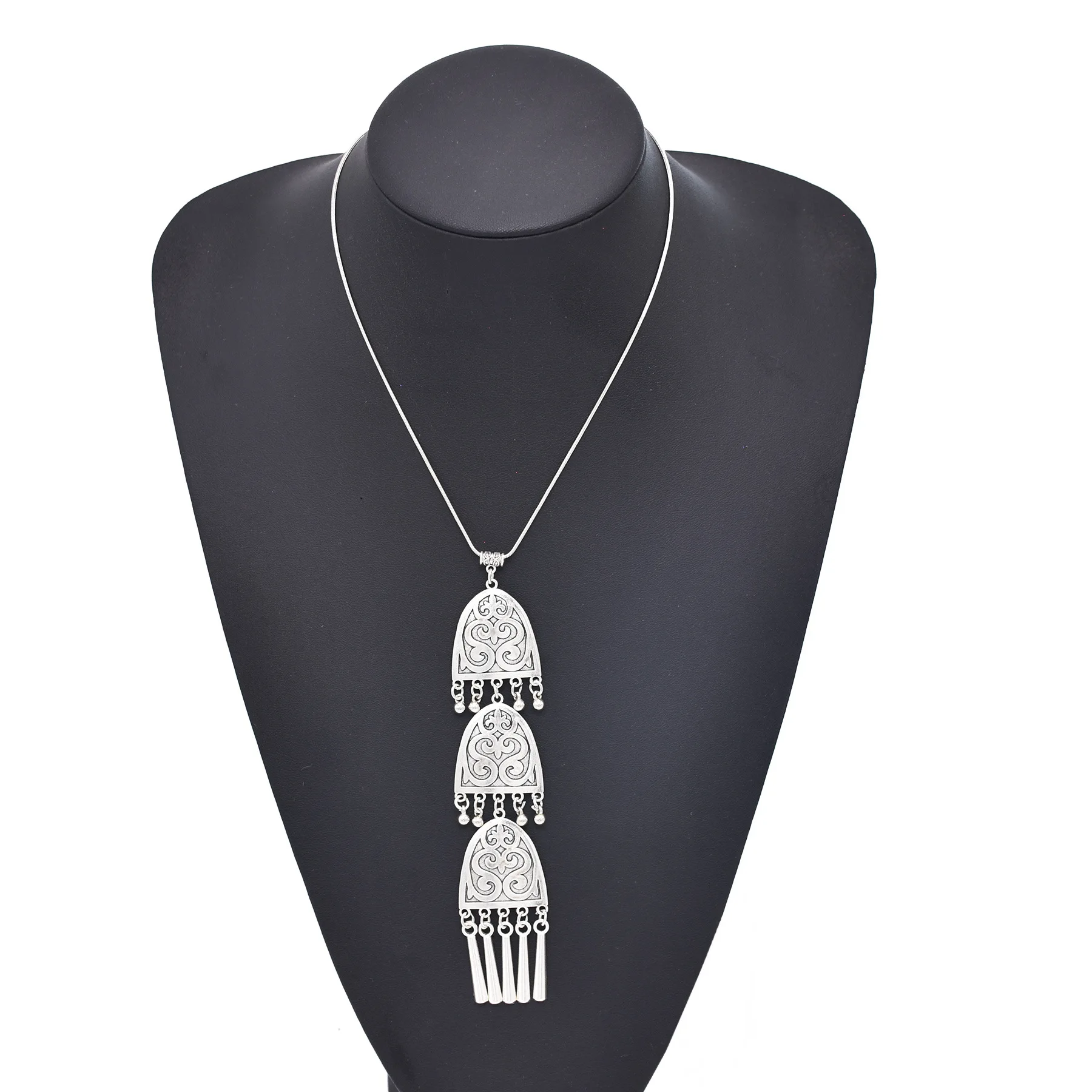 Women Accessories Nepal - Vintage zilveren etnische element hanger ketting