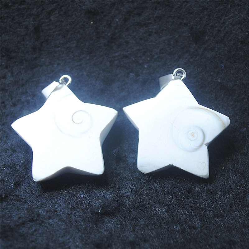 Women'S Accessories Nz - 4 STUKS CHARMS VROUWENHANGEREN MAAT 28MM