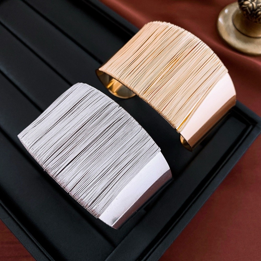 Uitgeholde legering brede open - Women Accessories Drawing recensie en prijs